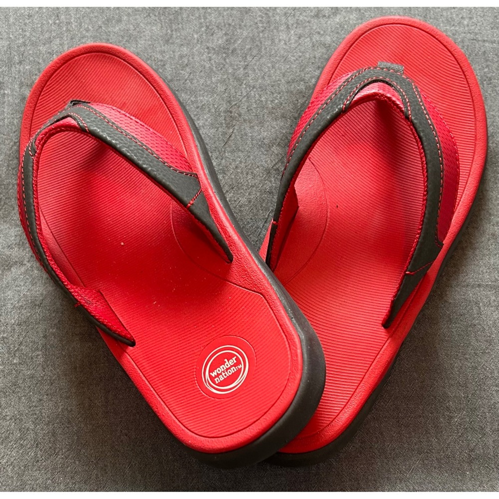 Wonder Nation Boys Red Black Flip Flop Sandals Size 2/3 Casual Beach Shoes